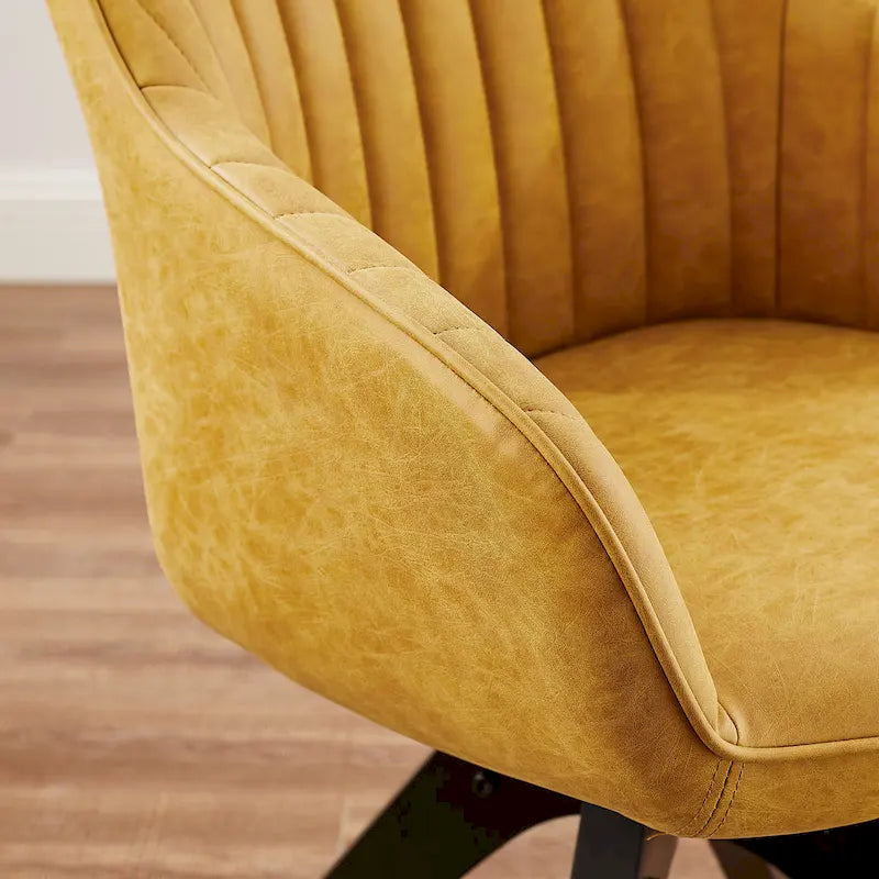 Poltrona girevole in tessuto beige con gambe in legno, singola