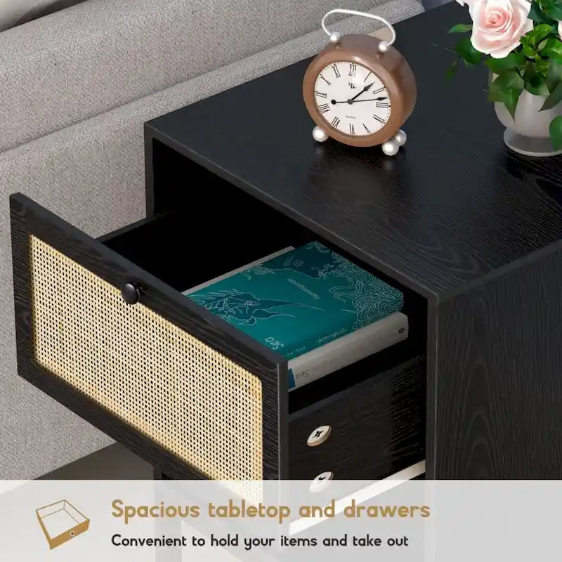 Comodino Rattan Nero / Naturale con Cassetto, Stile Boho, Uso per 1-2 Persone