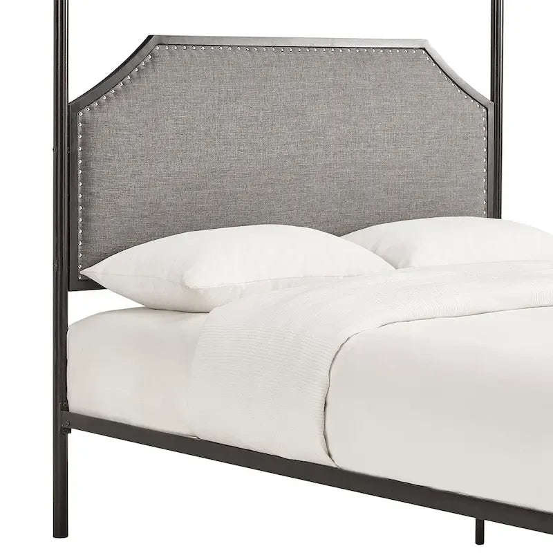 Letto Queen Size con Struttura in Metallo Grigio e Nero – Rivestito in Lino, con Borchie Argento